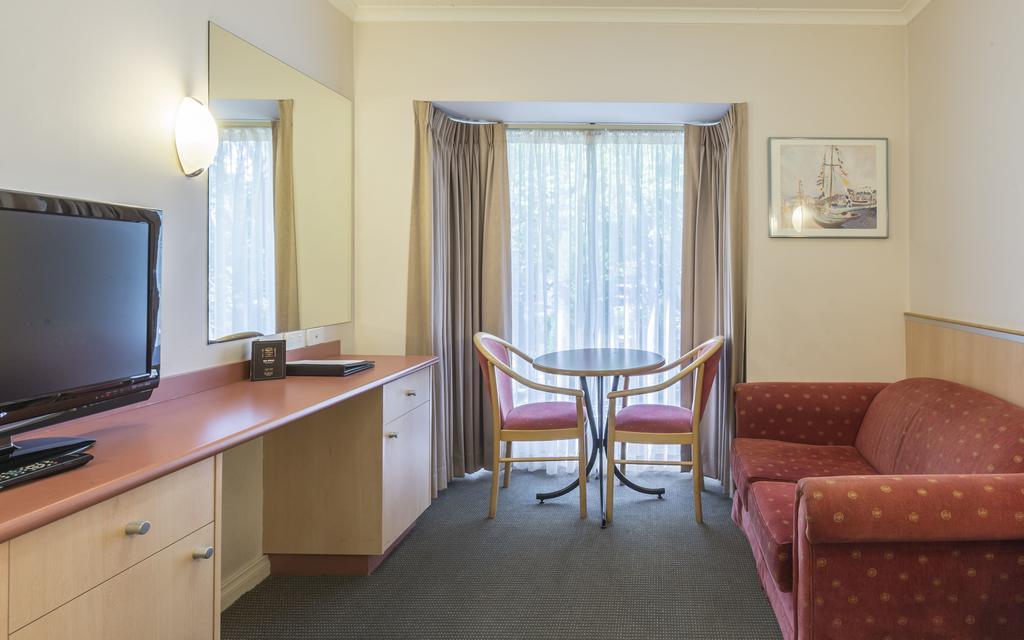 The Waverley International Hotel Glen Waverley Zewnętrze zdjęcie
